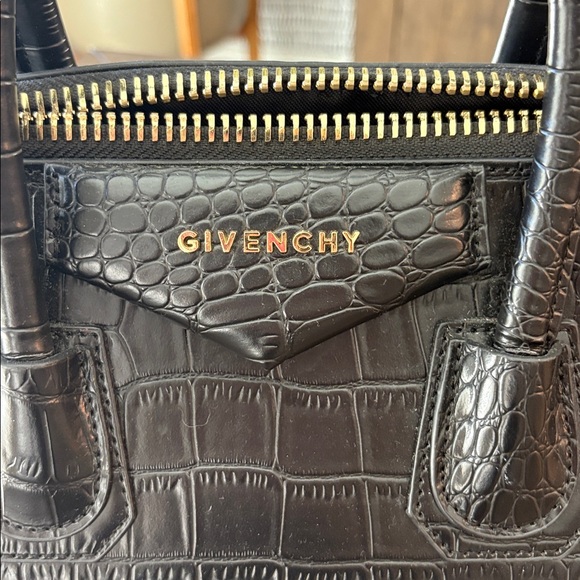 Givenchy Black Croc-Patterned Satchel - Picture 3 of 8